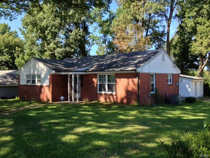 Add this immaculate and very nicely updated full brick ranch to your list of homes to visit! Beautiful hardwood flooring, newer windows, updates to the kitchen and bath and a wonderful location help to make this home so attractive. The large screened porch off of the family room overlooks a generously sized back yard. The home also has an attached, oversized two car garage. 
    This home is located right across the street from the award winning Lee-Hamilton Elementary School and just two blocks from Jeske Sculpture Park, with its array of free standing art, hiking and biking trails and softball diamond. The Ferguson Farmers Market and the CITYWALK entertainment and shopping district are just 5 blocks away. Call today!