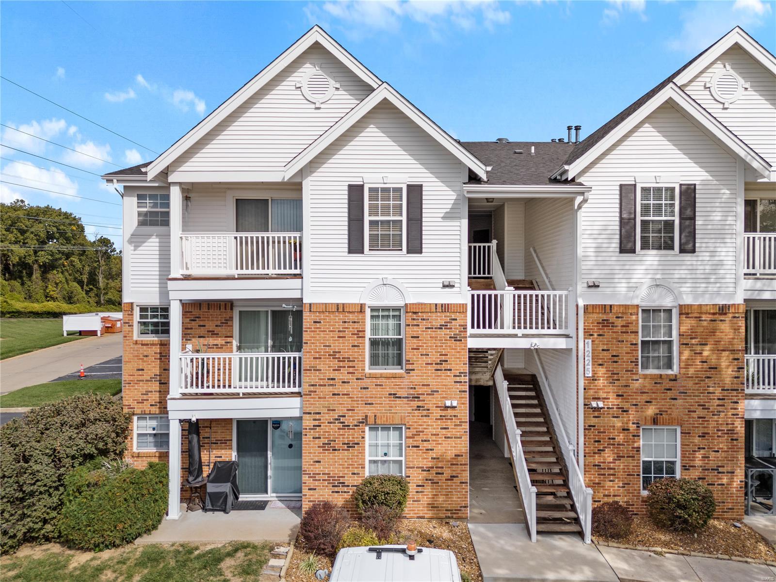 1225 Woodland Point Drive G