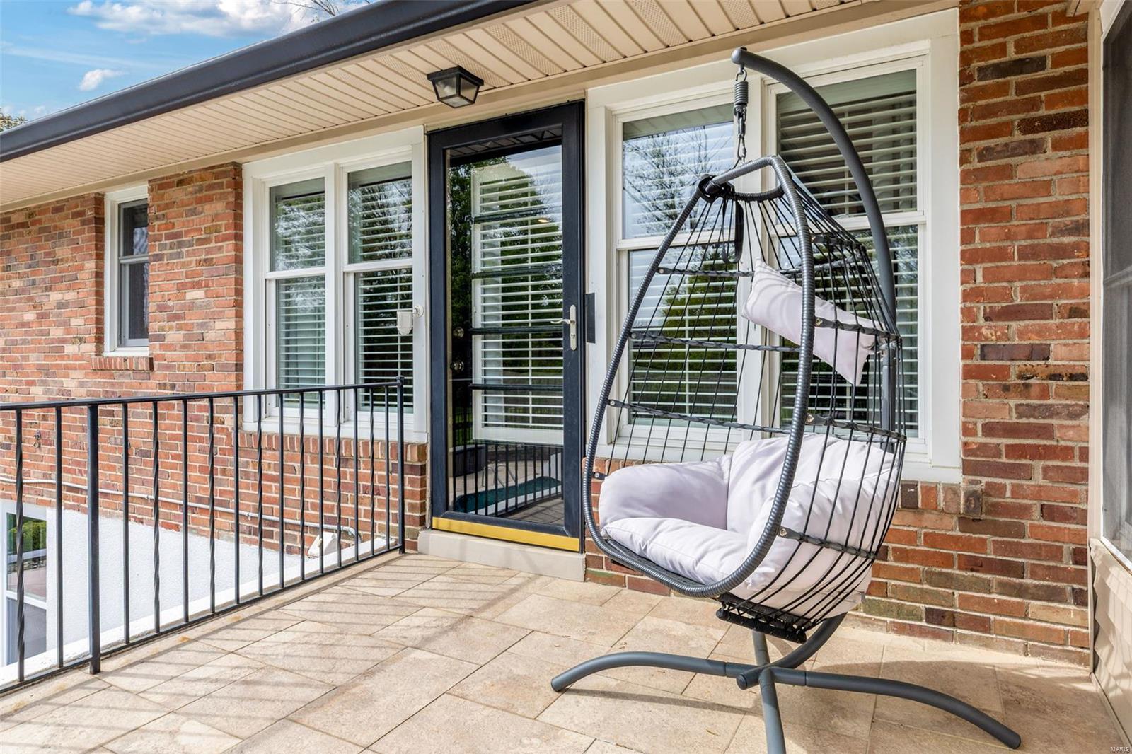 Outer Ladue Drive - Residential