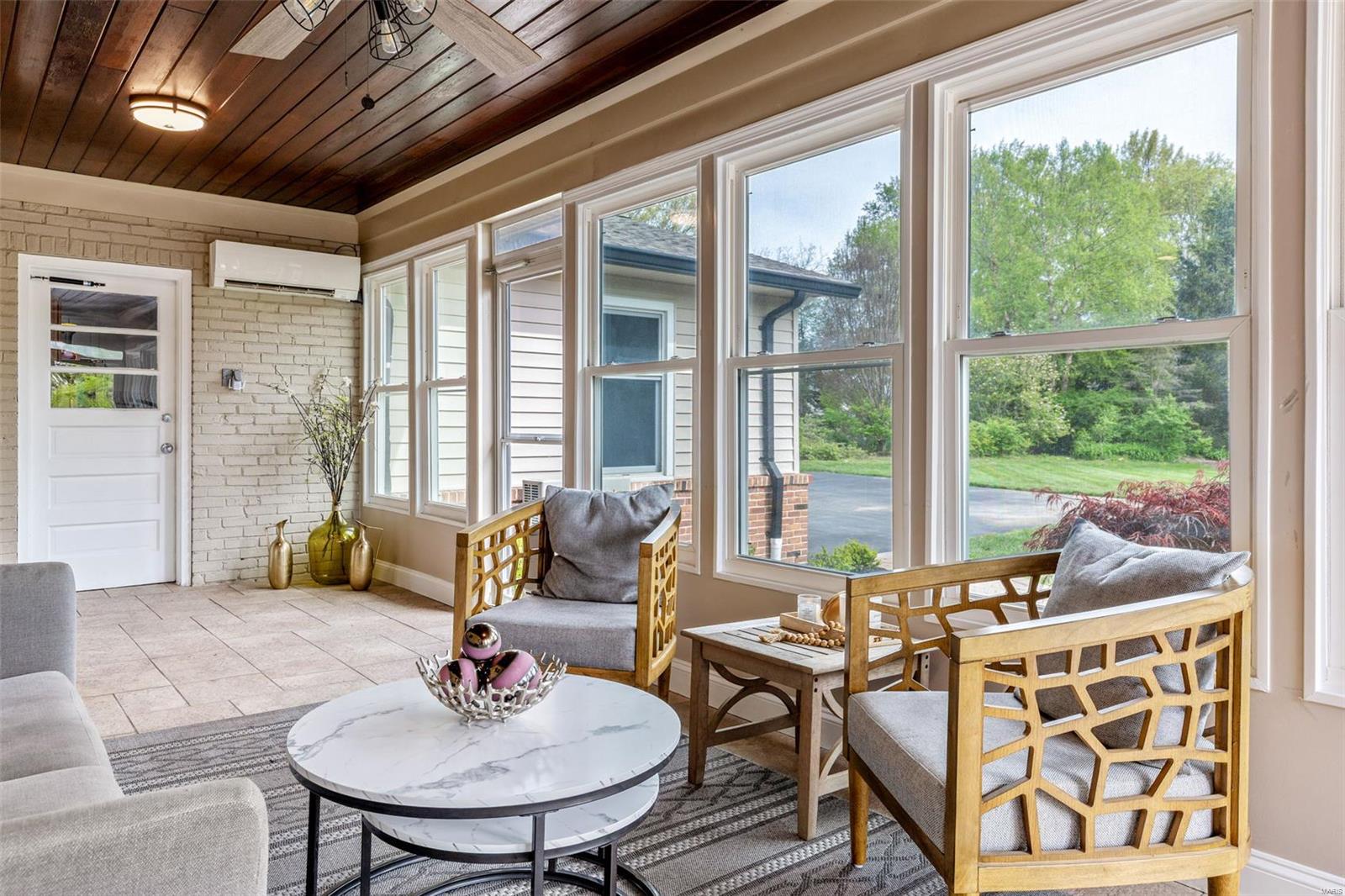 Outer Ladue Drive - Residential