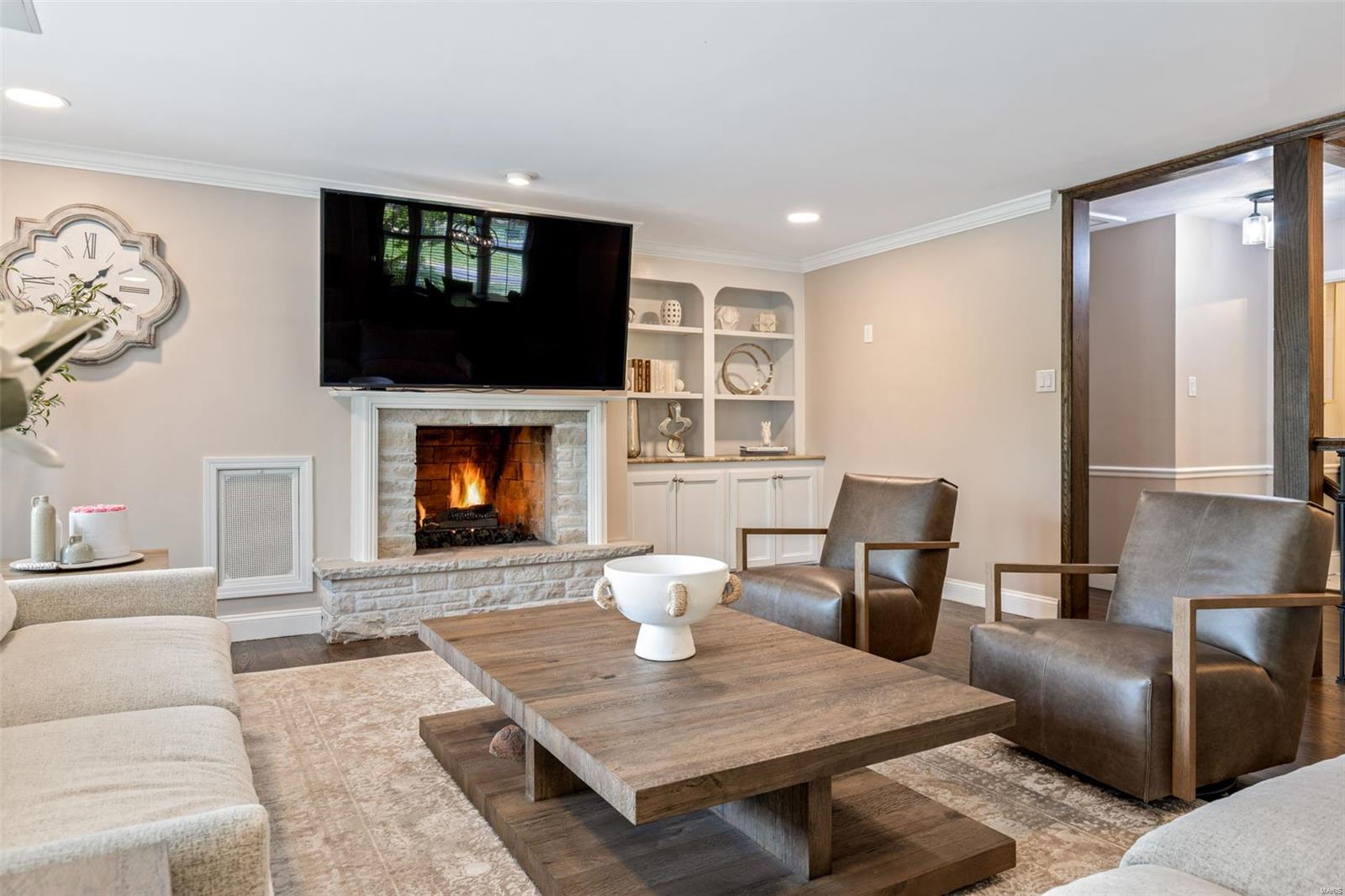 Outer Ladue Drive - Residential