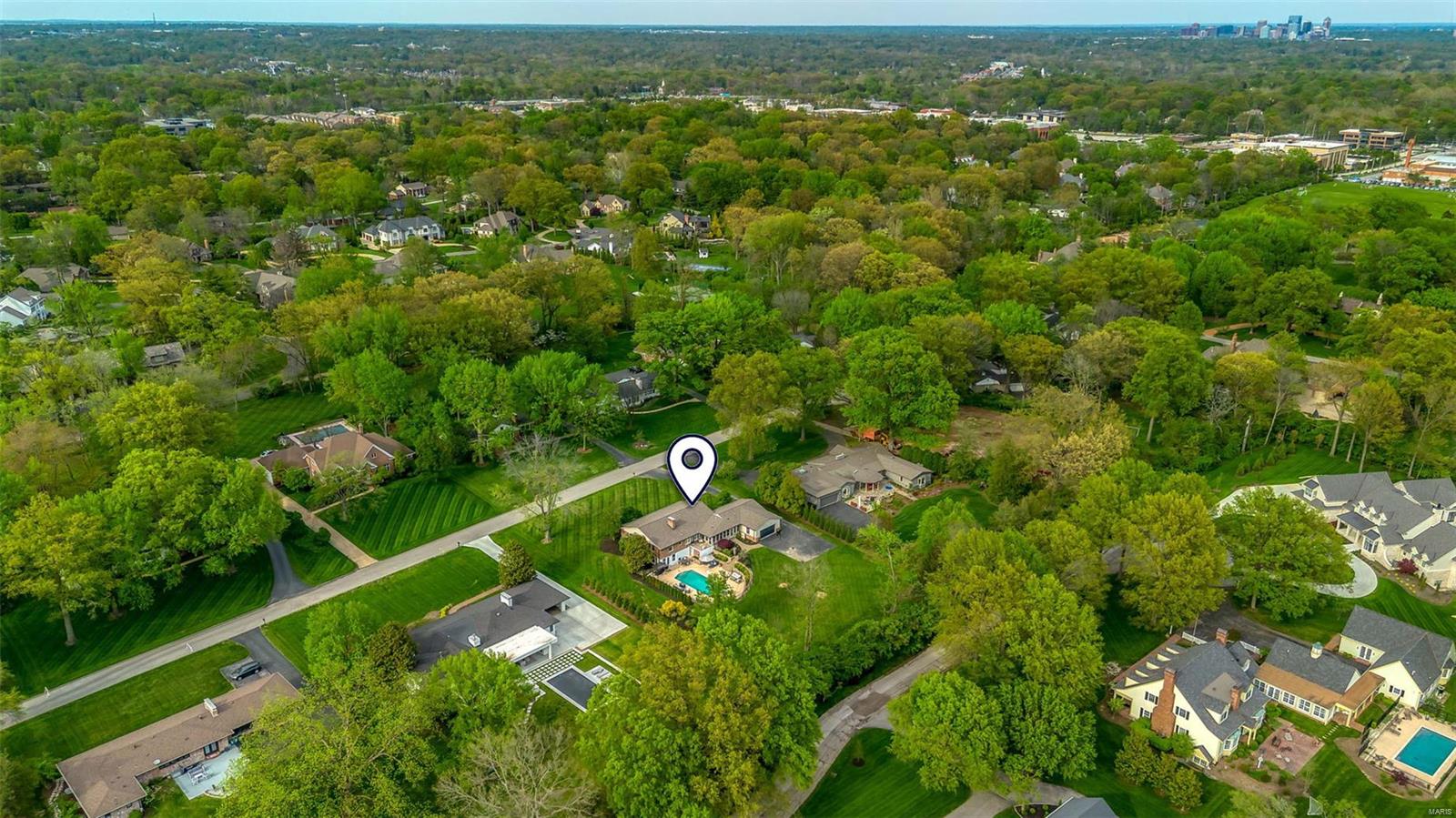 Outer Ladue Drive - Residential
