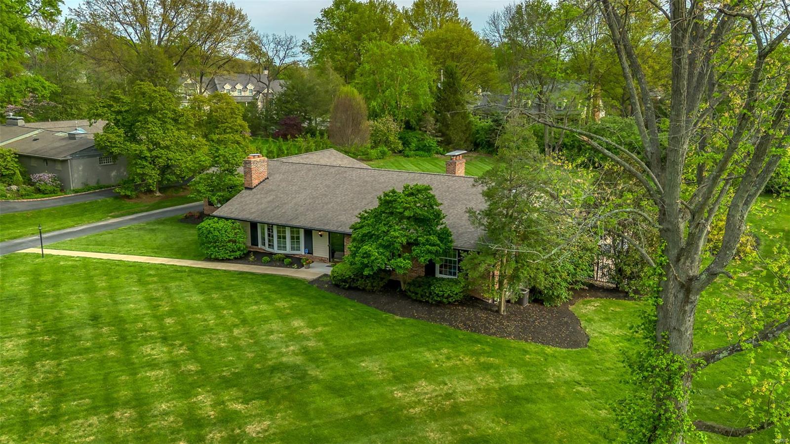 Outer Ladue Drive - Residential