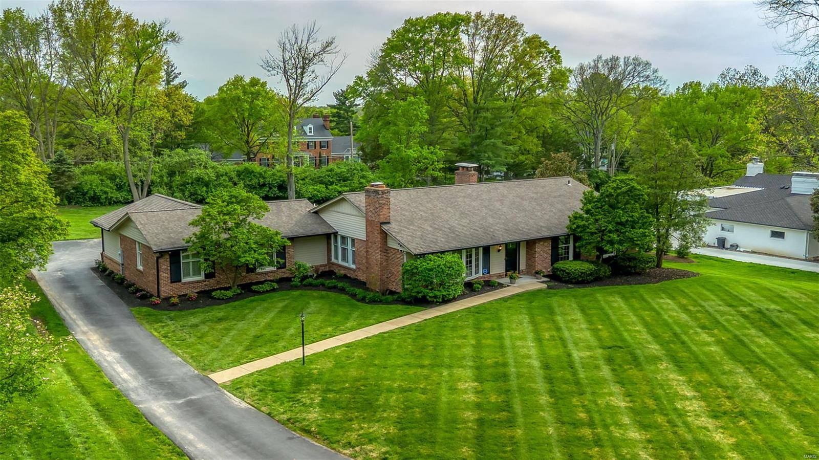 Outer Ladue Drive - Residential