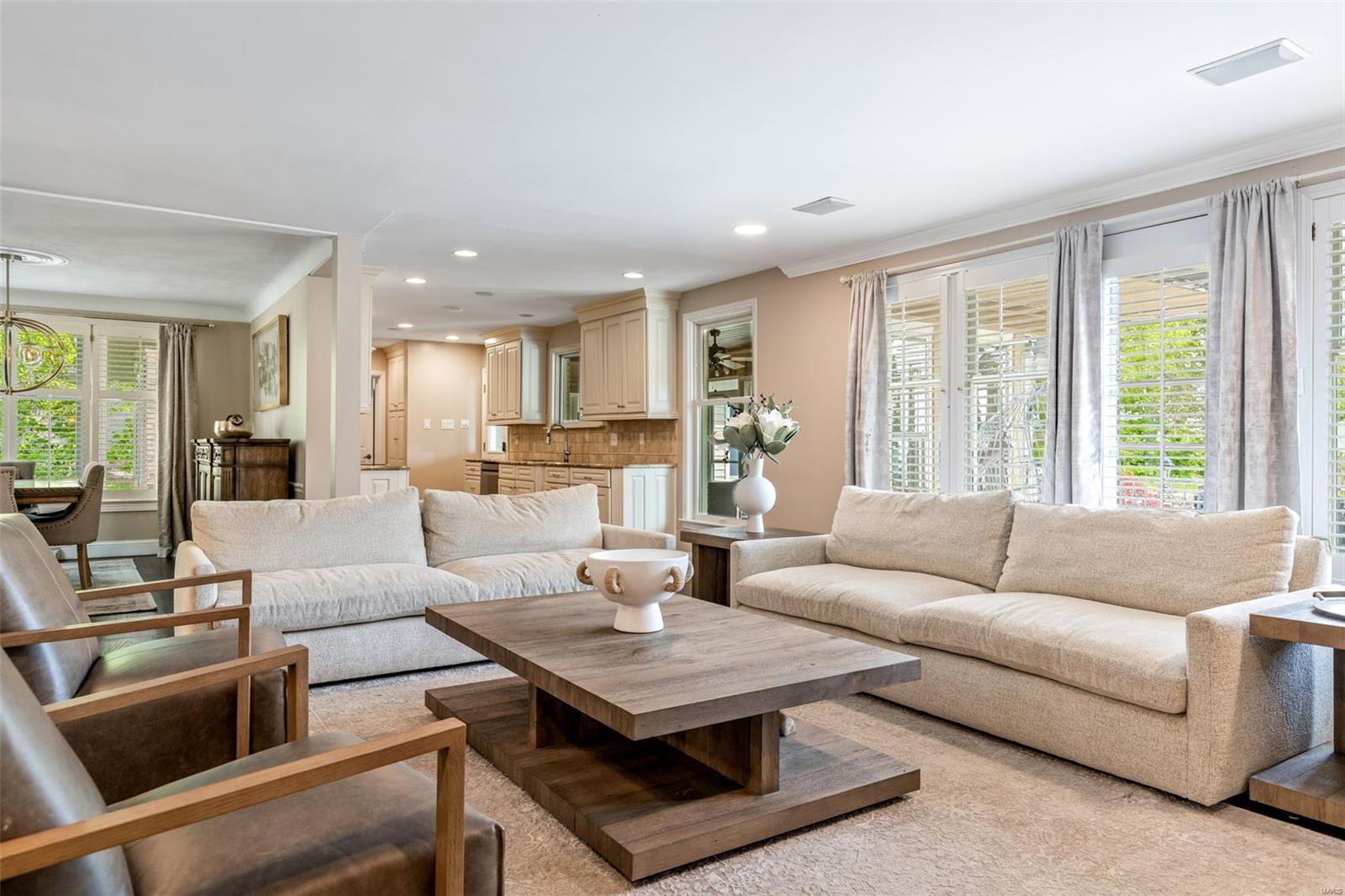 Outer Ladue Drive - Residential