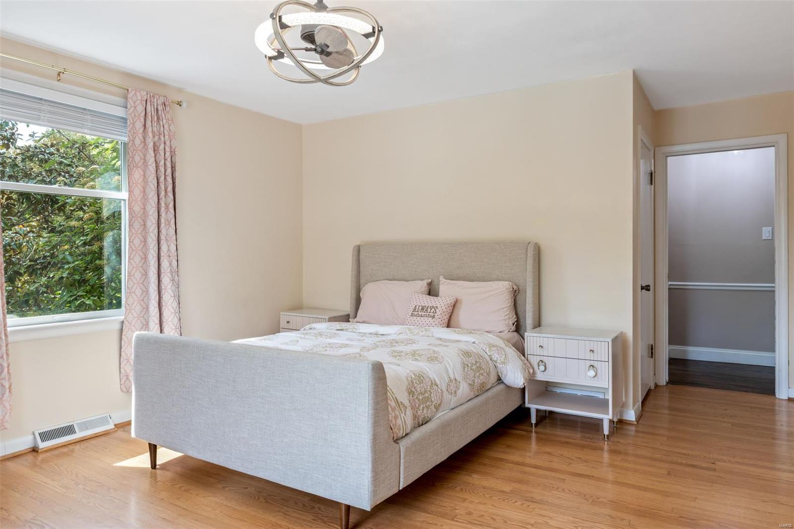 Outer Ladue Drive - Residential