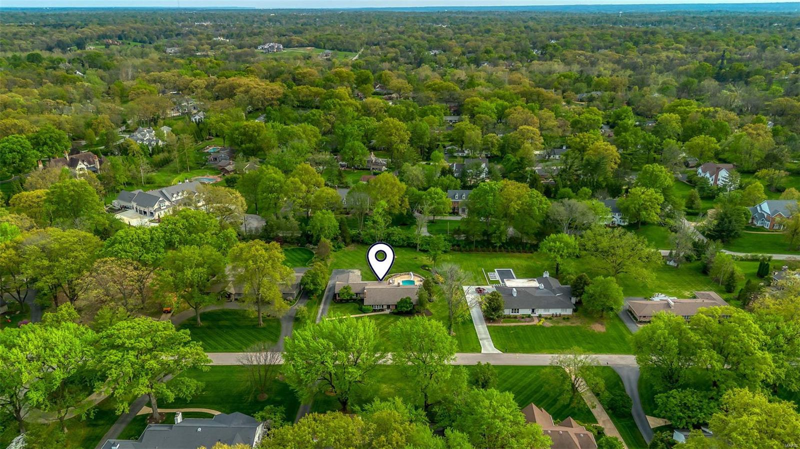 Outer Ladue Drive - Residential