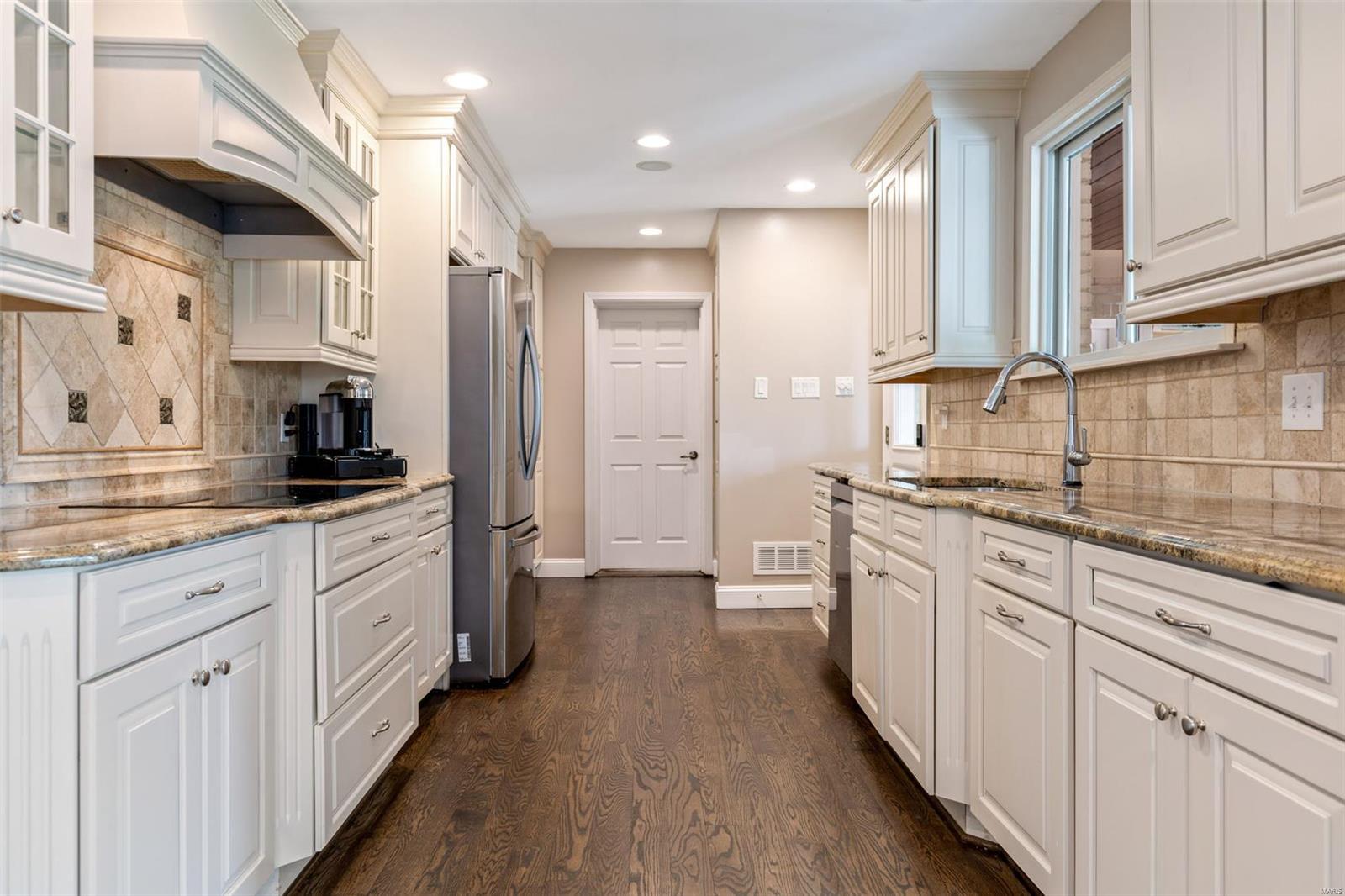 Outer Ladue Drive - Residential