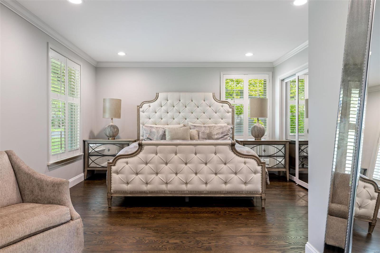 Outer Ladue Drive - Residential