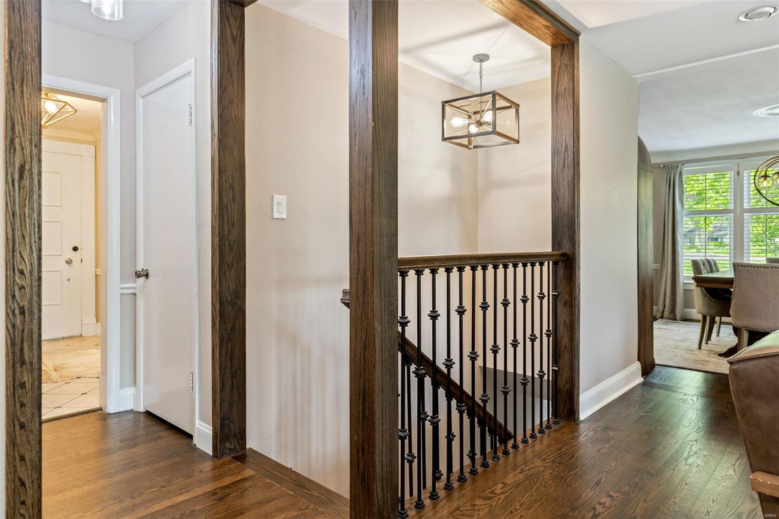 Outer Ladue Drive - Residential