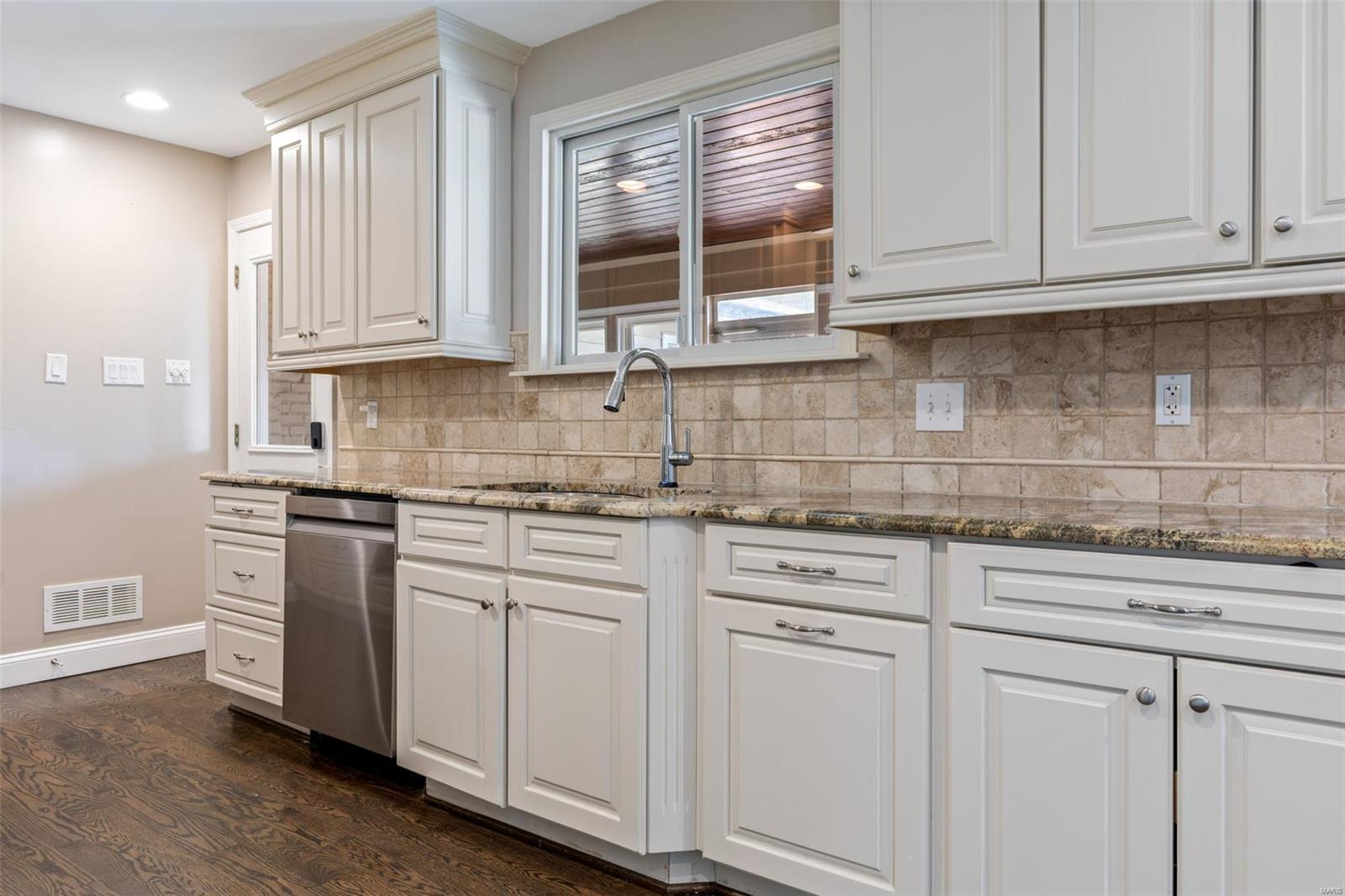 Outer Ladue Drive - Residential