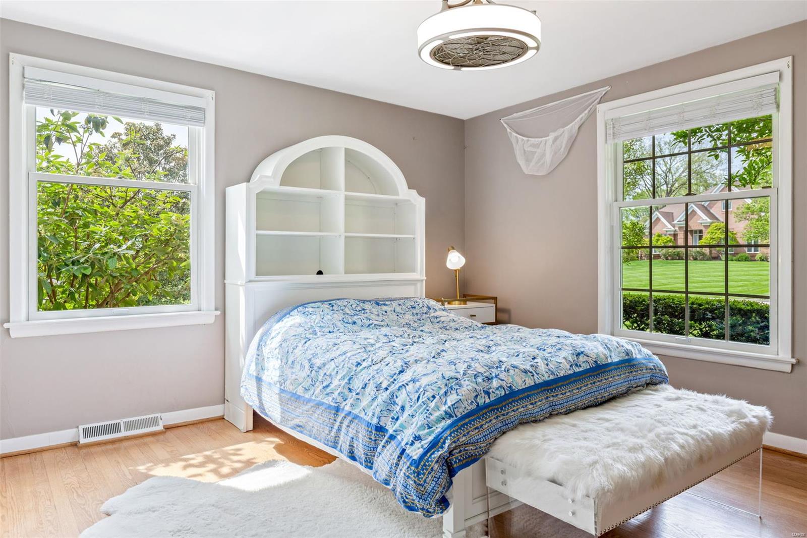 Outer Ladue Drive - Residential