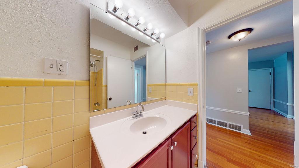 Clayshire - Residential Income