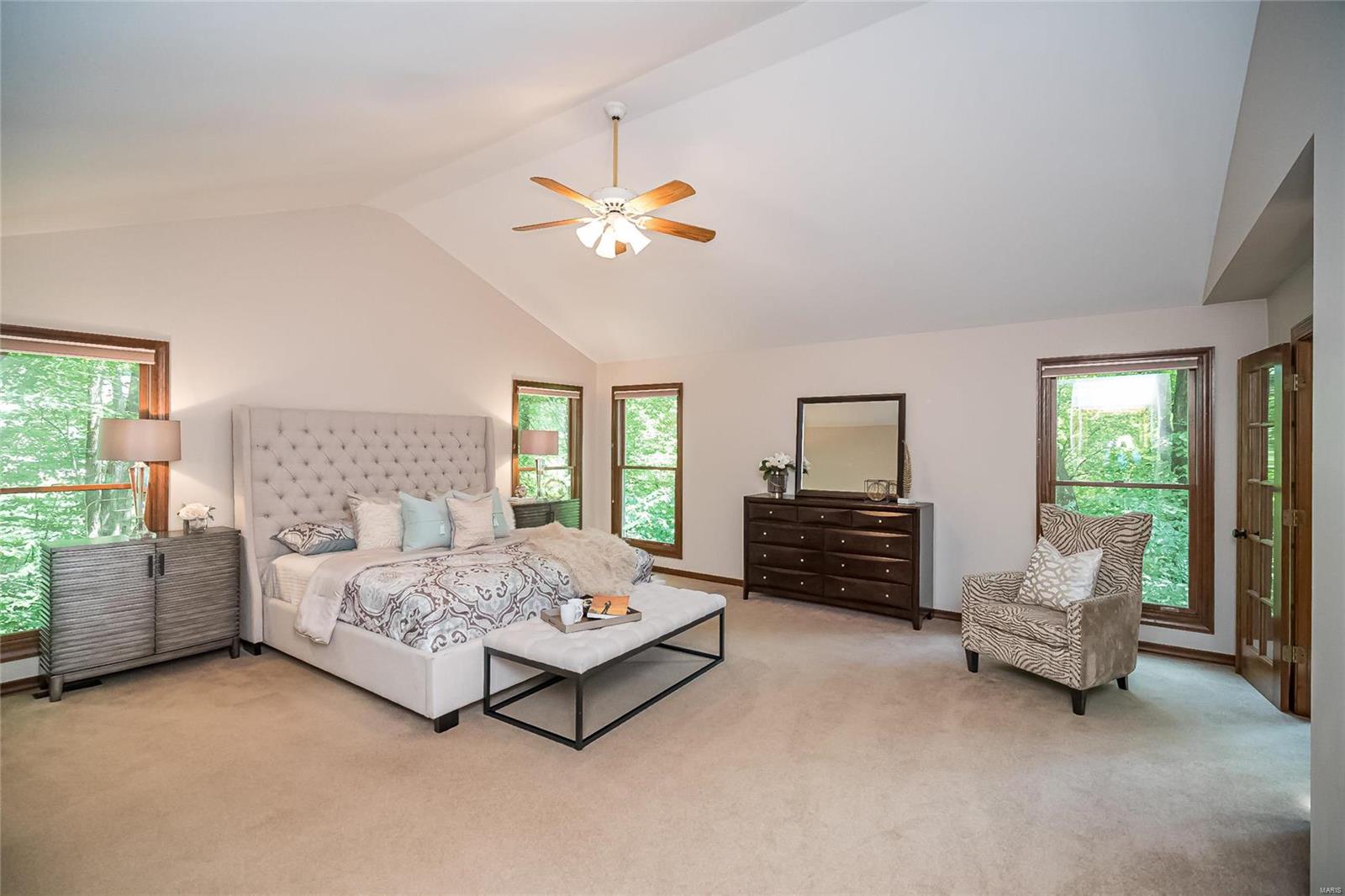 Lions Head - Residential