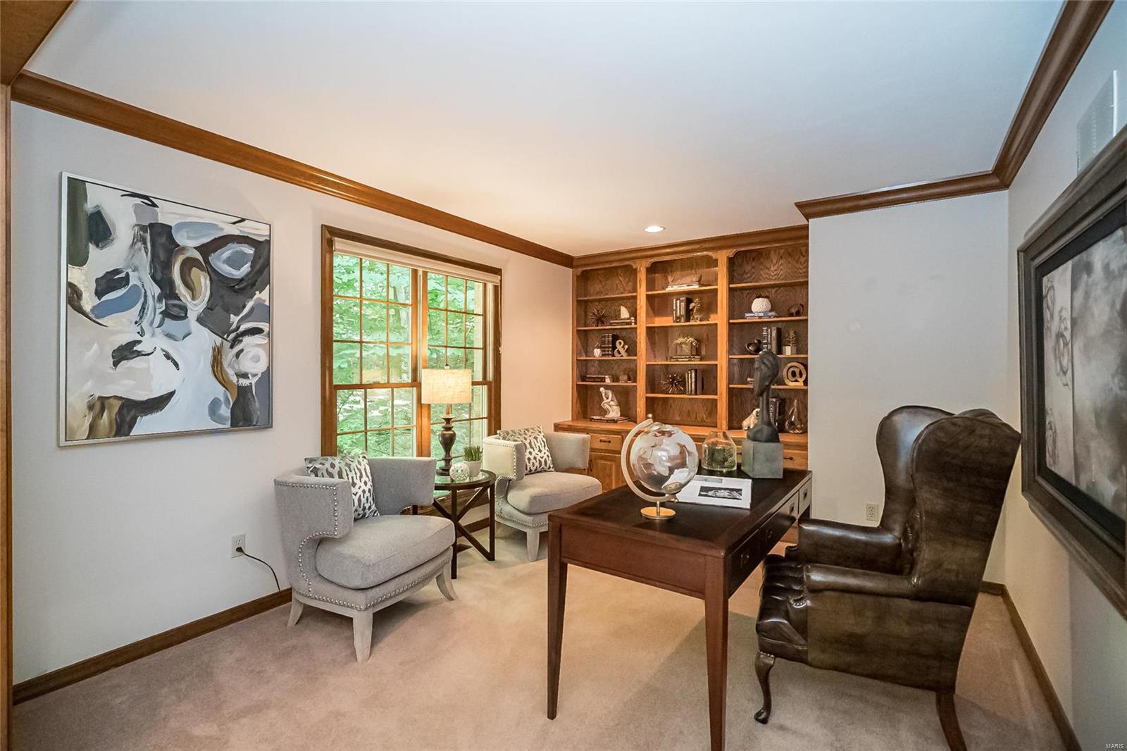 Lions Head - Residential