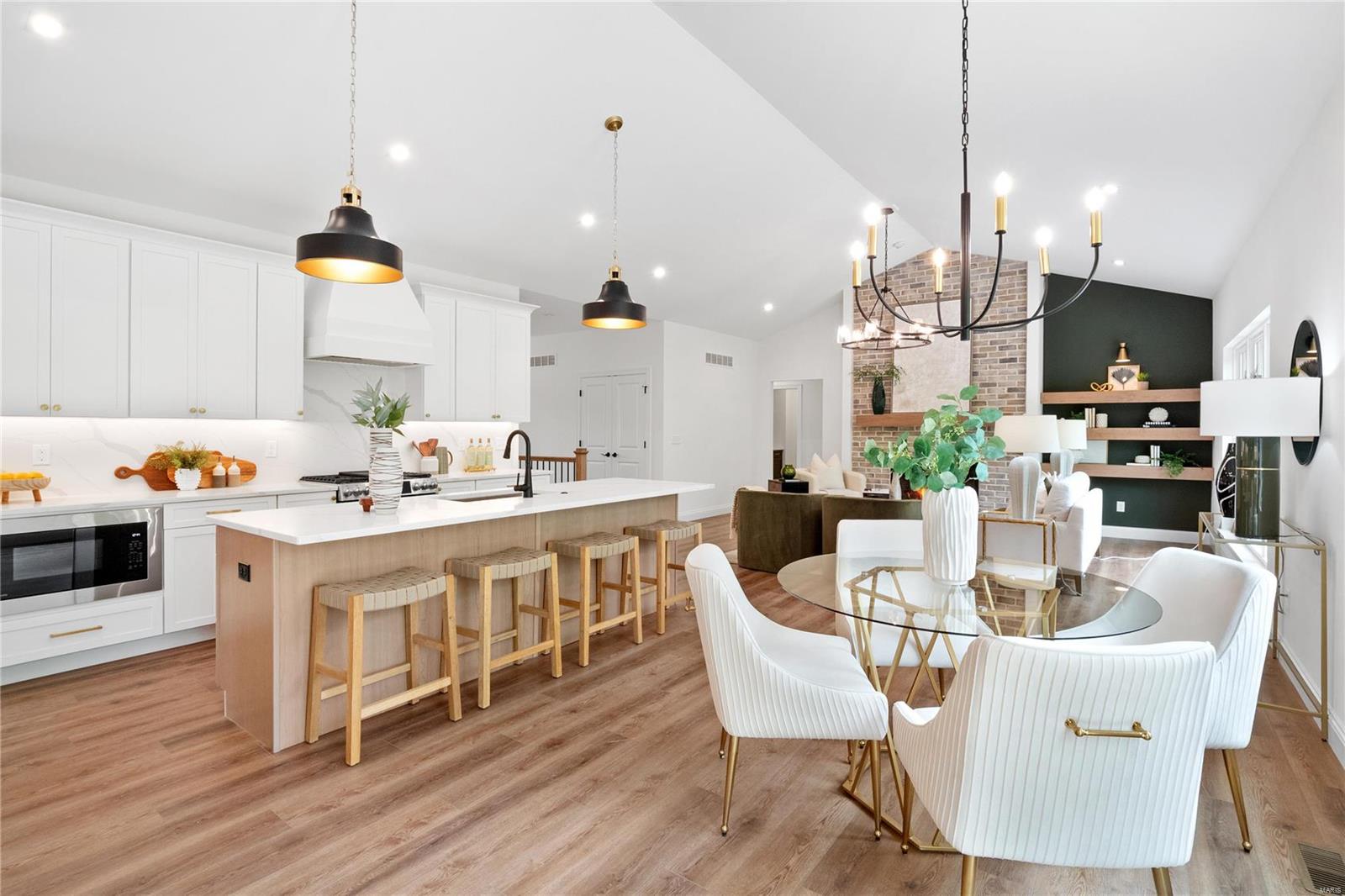 Benchmark Hills - Residential