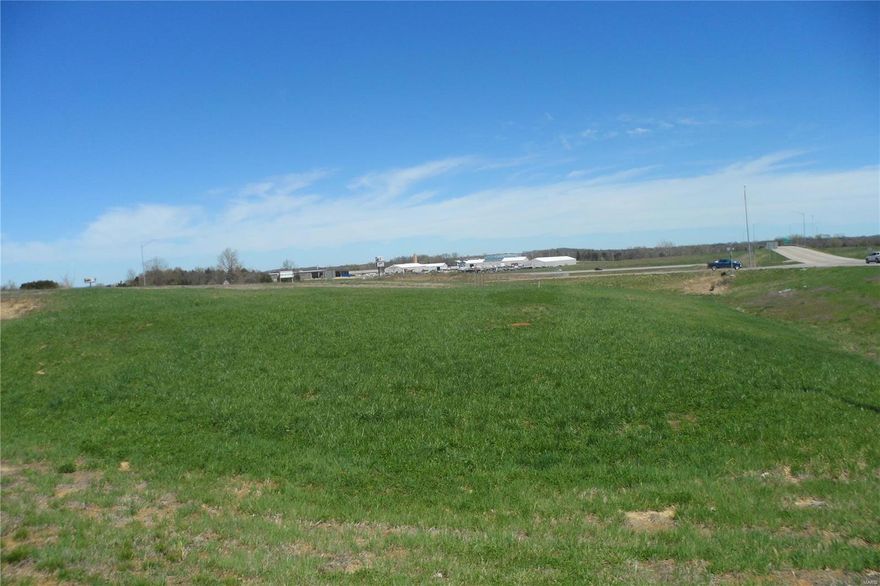 (ACREAGE REDUCED TO 173 acres +/-) 
207 +/- acres in extraordinary location with super easy access from Hwy and outer road.  MANY possibilities.  Residential development, commercial development, area for hotel, carwash, convenient store, restaurants, etc.  Appraised for MUCH more than asking price.  Inquire today! Location: Suburban