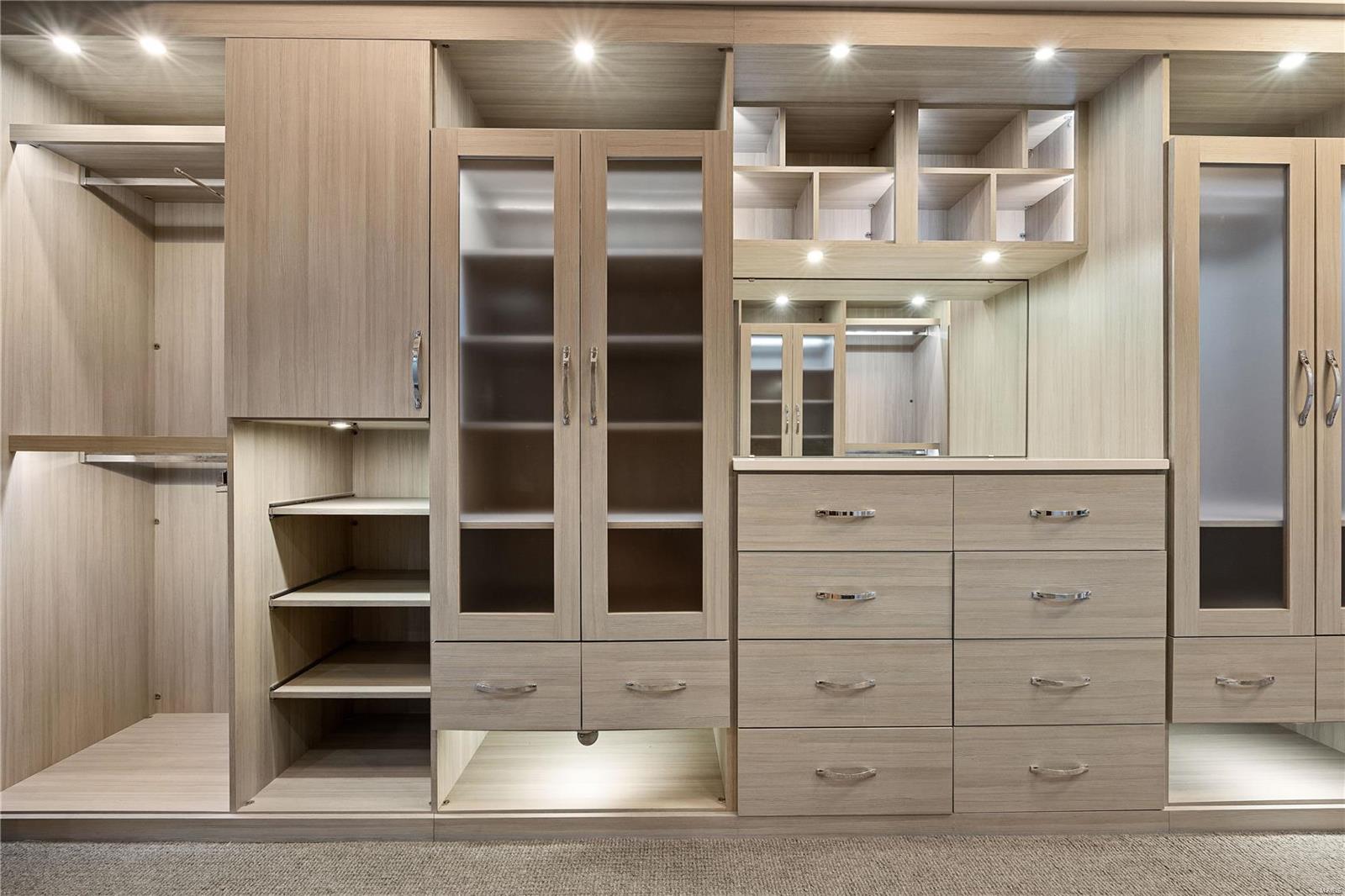 Crescent Condo - Residential