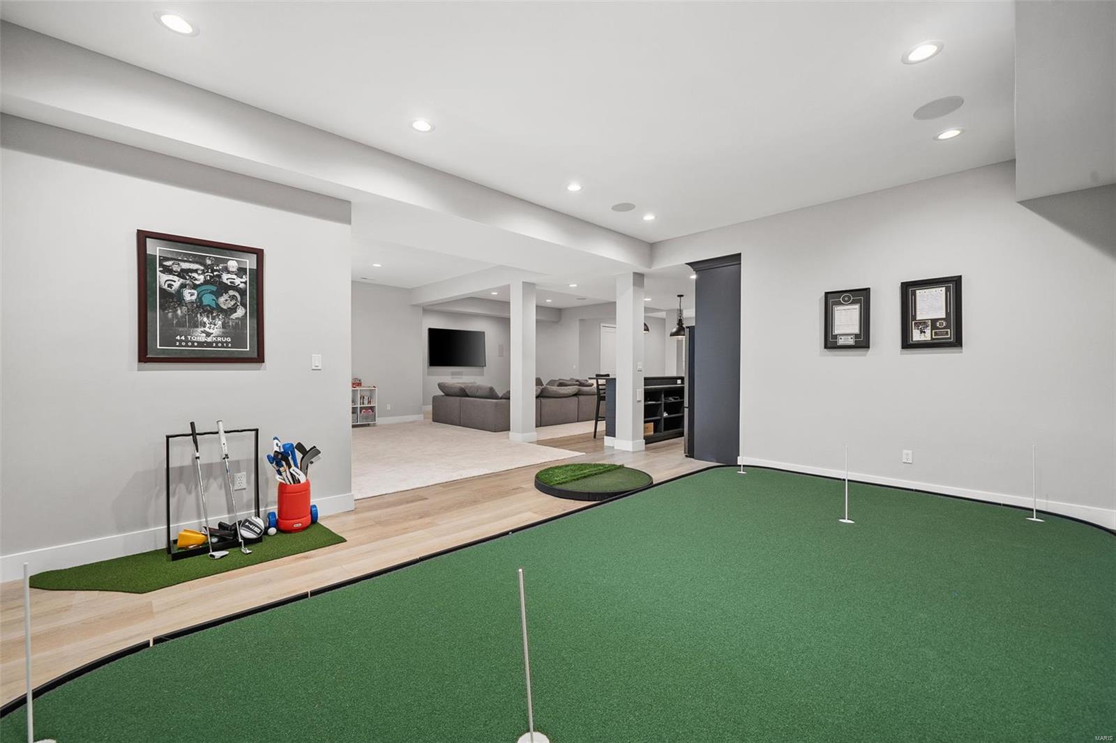 Section 23-45-5 Bdy Adj Aka 5 & - Residential