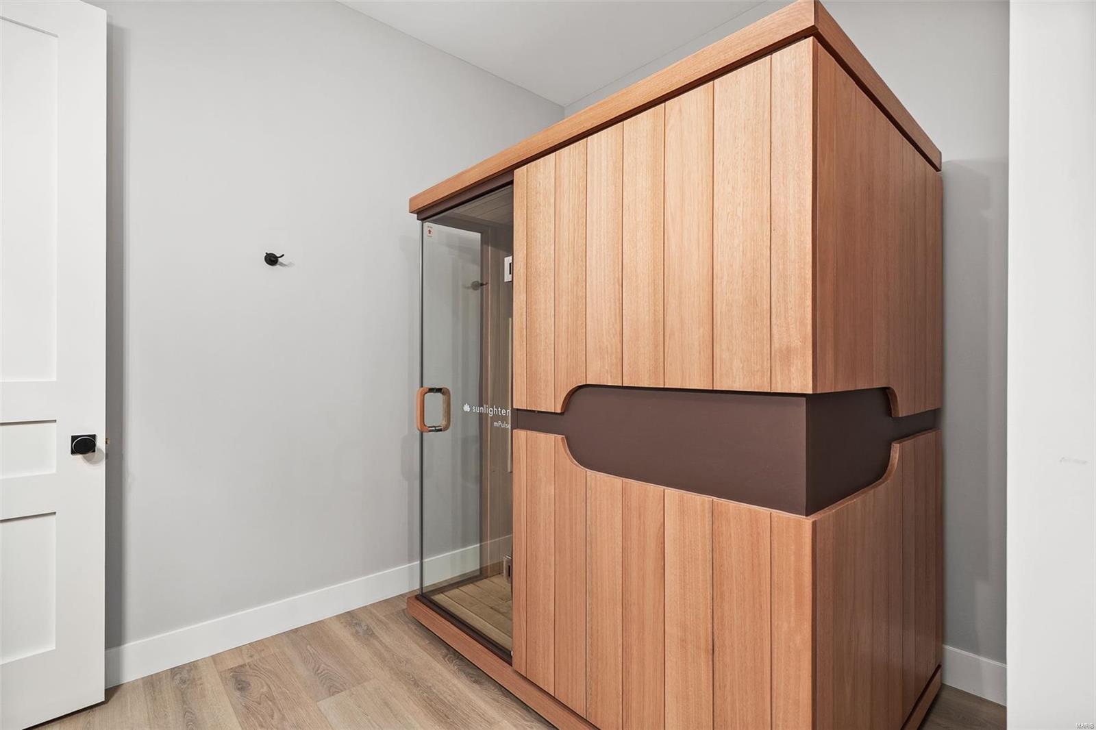 Section 23-45-5 Bdy Adj Aka 5 & - Residential