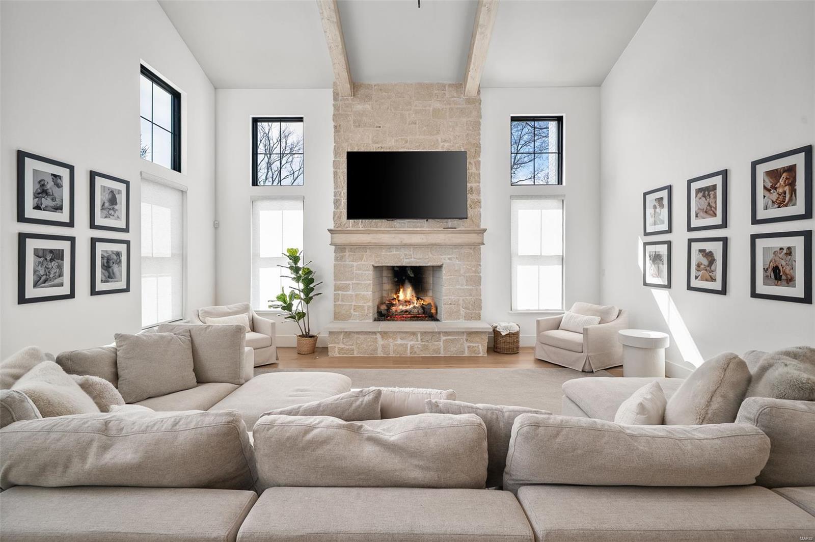 Section 23-45-5 Bdy Adj Aka 5 & - Residential