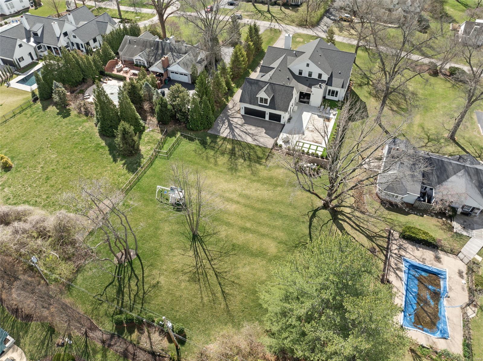 Section 23-45-5 Bdy Adj Aka 5 & - Residential