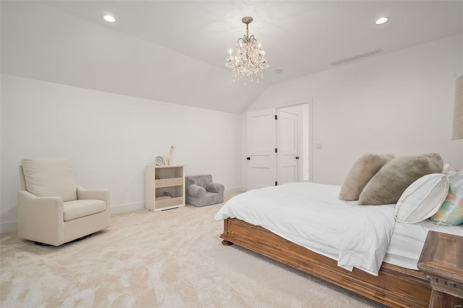 Section 23-45-5 Bdy Adj Aka 5 & - Residential