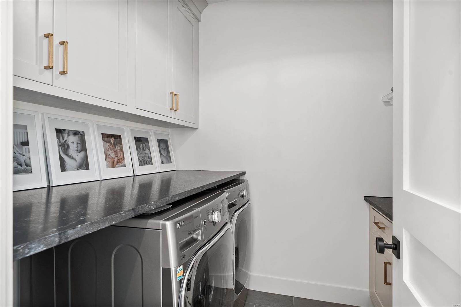 Section 23-45-5 Bdy Adj Aka 5 & - Residential