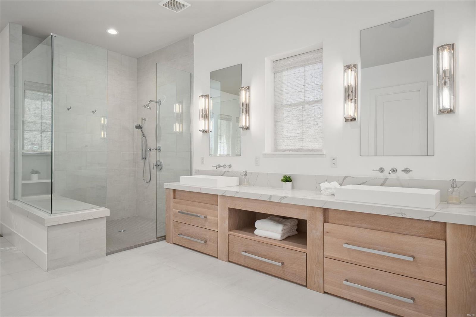 Section 23-45-5 Bdy Adj Aka 5 & - Residential