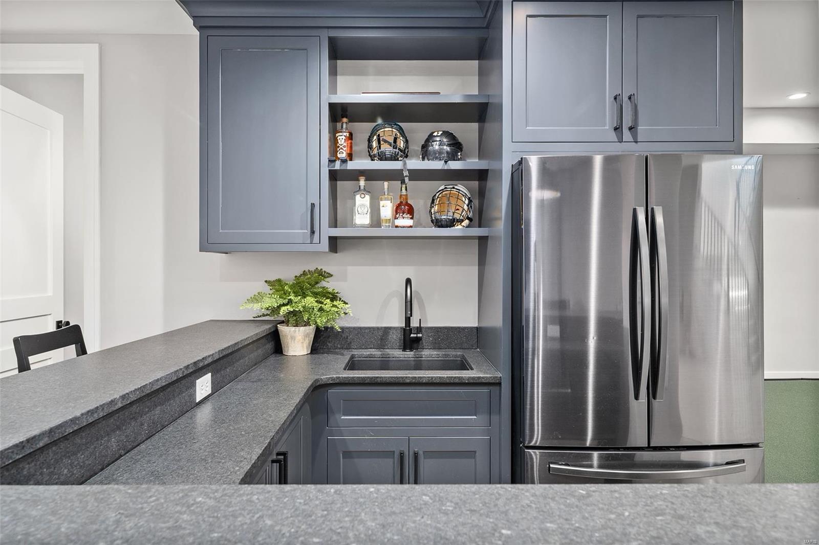 Section 23-45-5 Bdy Adj Aka 5 & - Residential