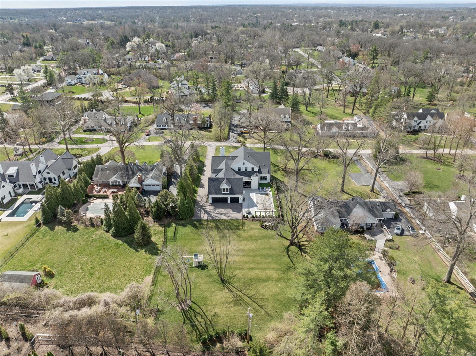 Section 23-45-5 Bdy Adj Aka 5 & - Residential