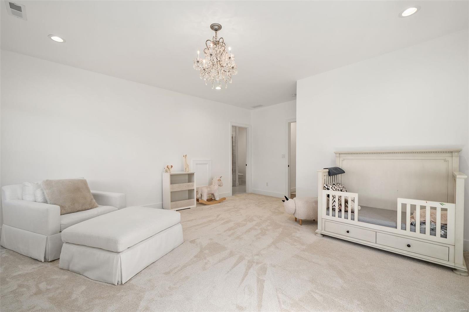 Section 23-45-5 Bdy Adj Aka 5 & - Residential