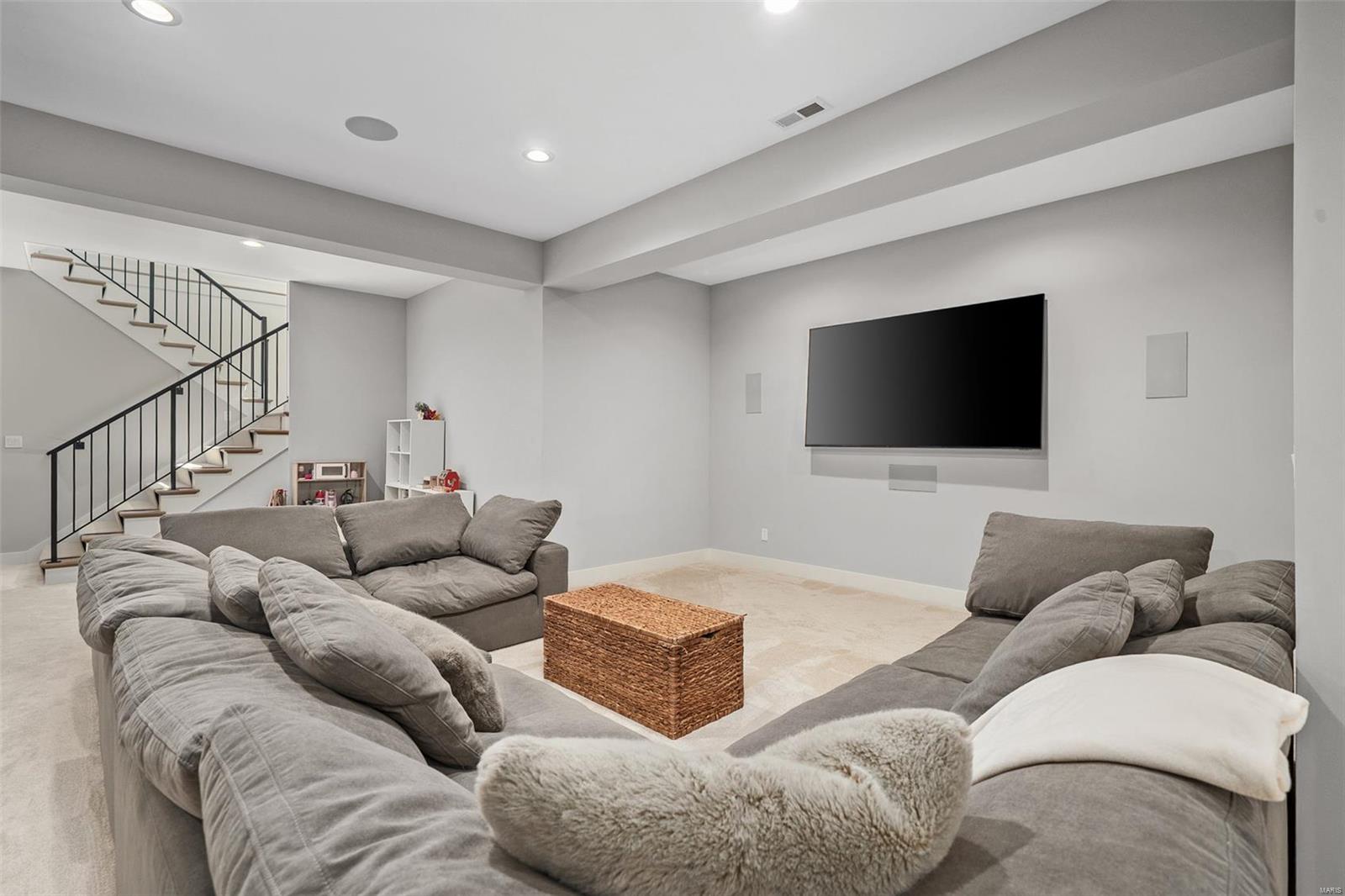 Section 23-45-5 Bdy Adj Aka 5 & - Residential