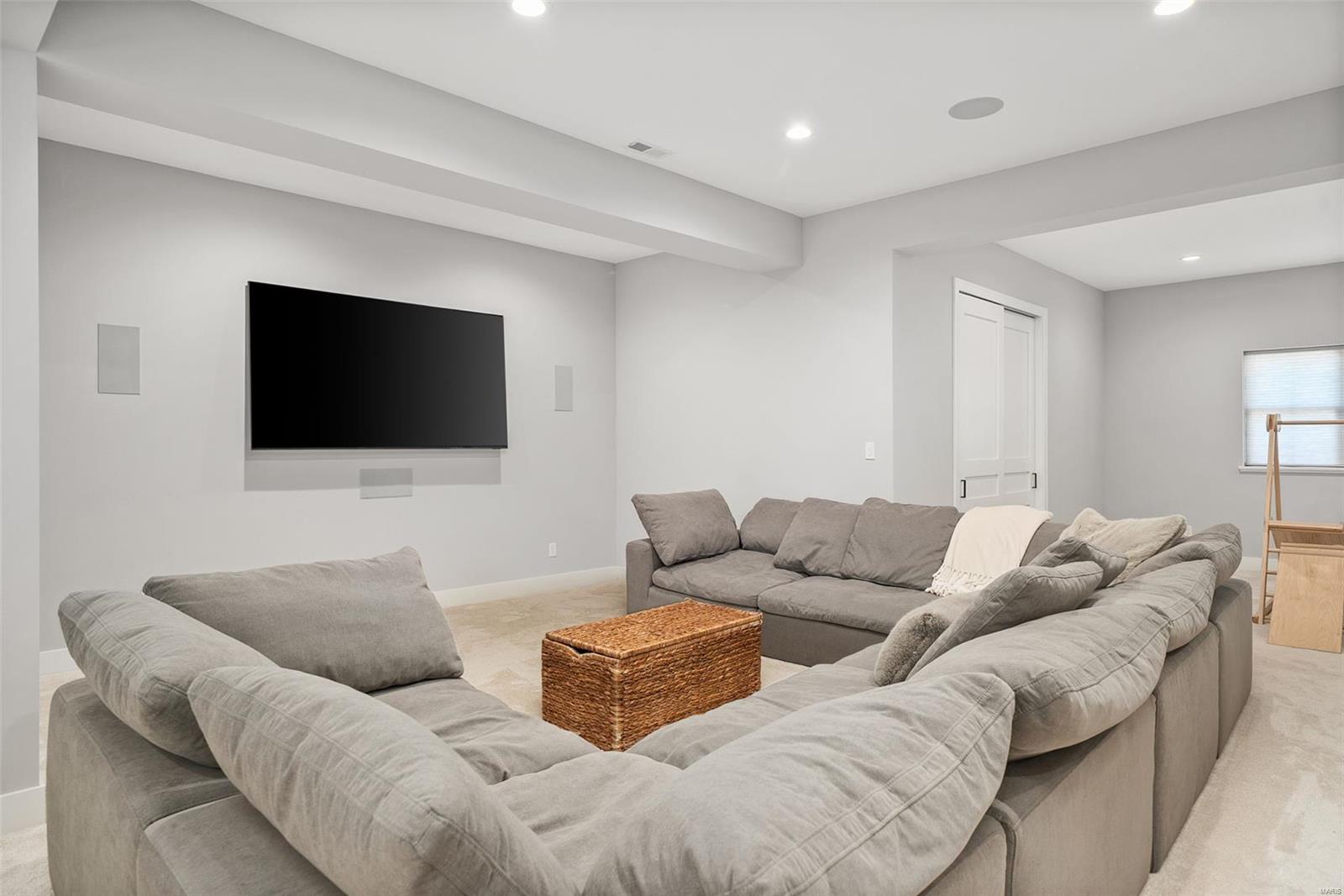 Section 23-45-5 Bdy Adj Aka 5 & - Residential