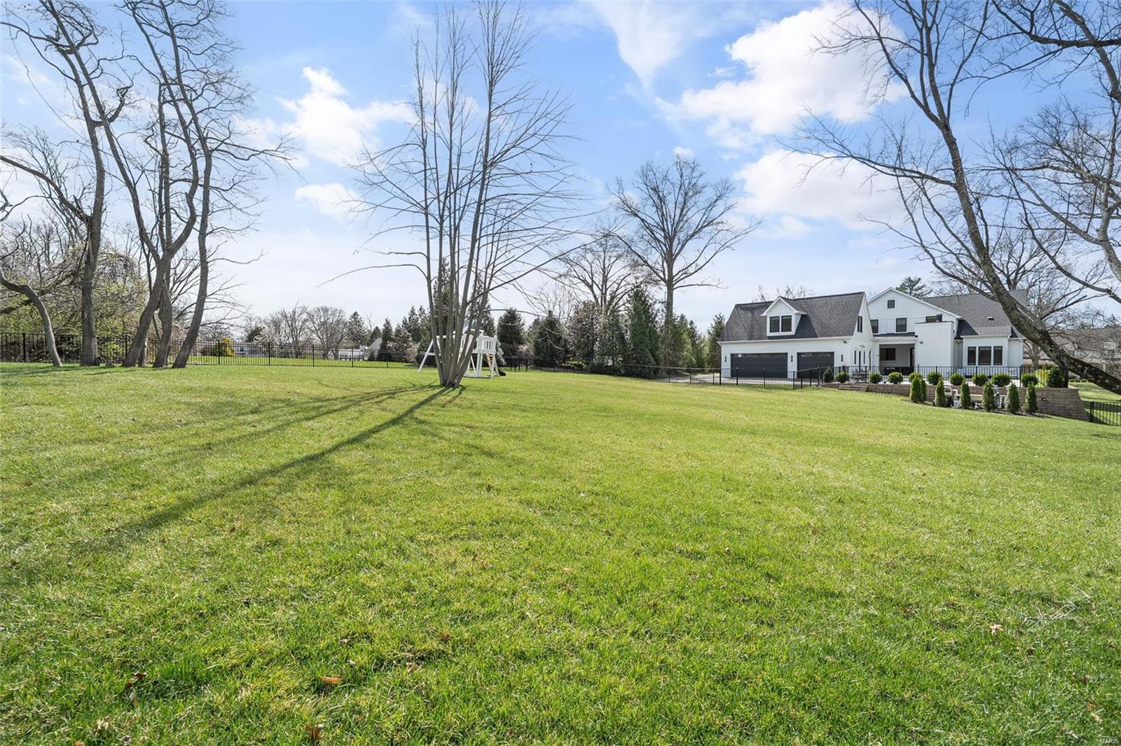 Section 23-45-5 Bdy Adj Aka 5 & - Residential