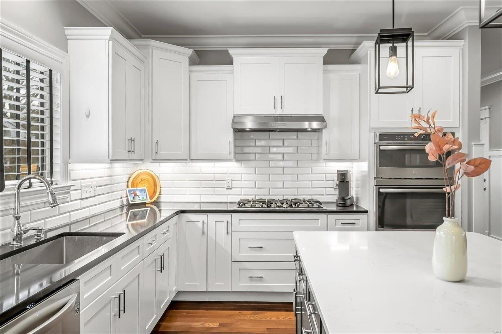 Manhattan Heights - Residential