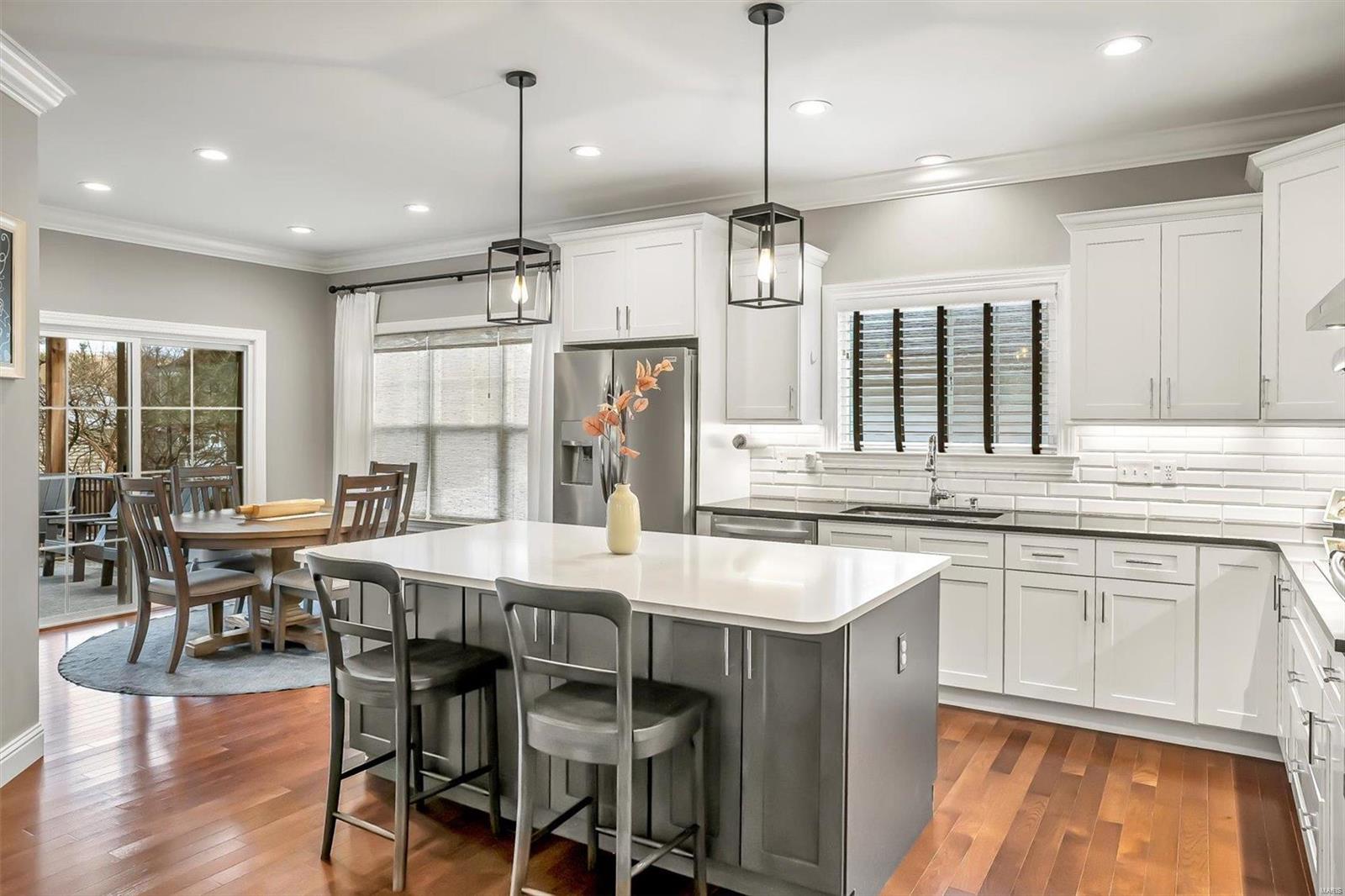 Manhattan Heights - Residential