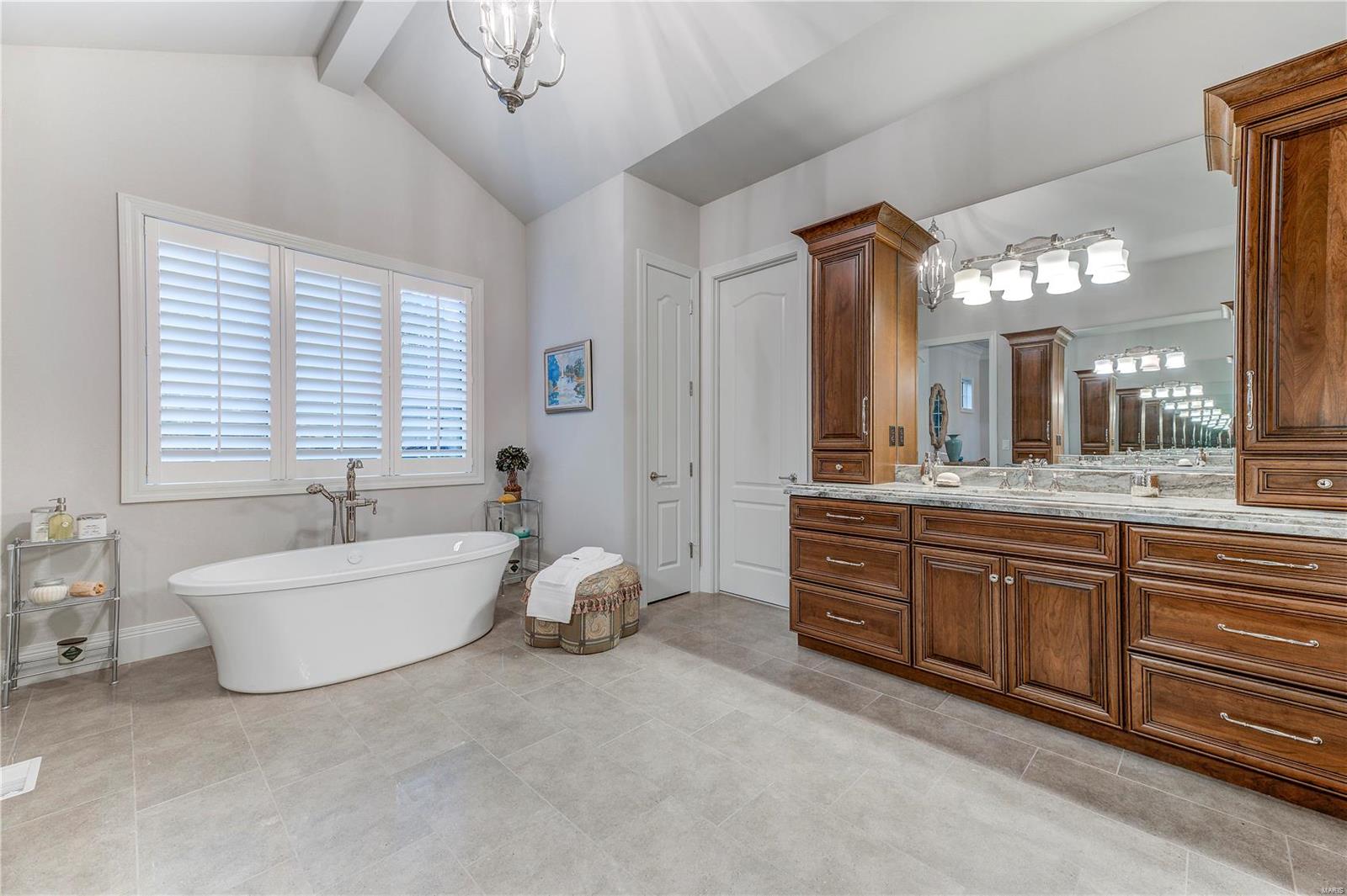 Courtyard At Kehrs Mill The - Residential