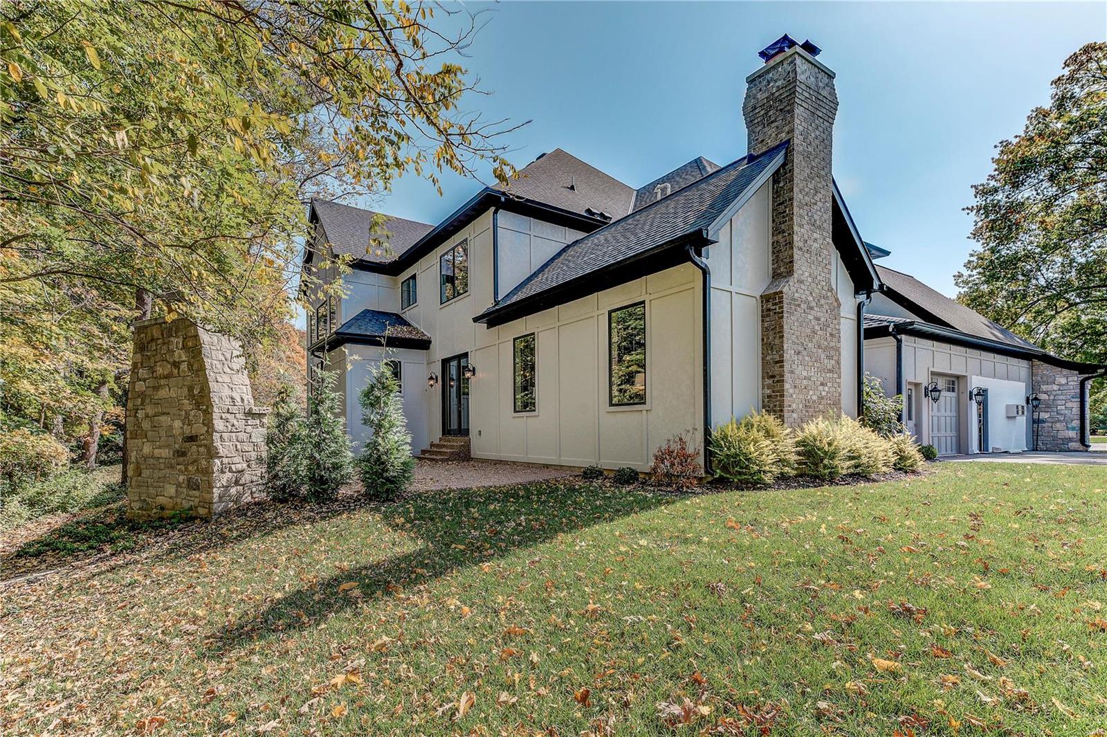 Courtyard At Kehrs Mill The - Residential