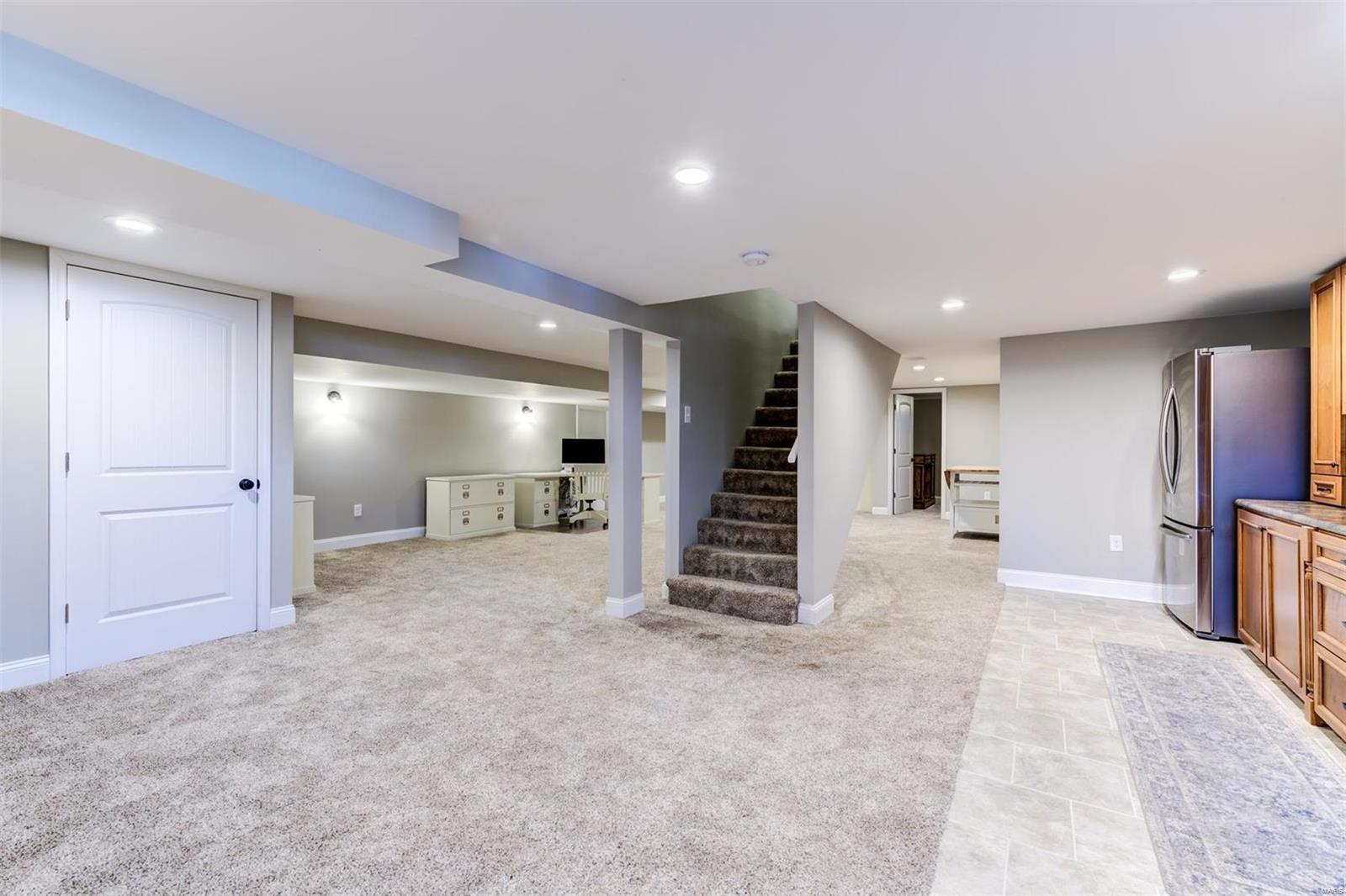 Stoneleigh Towers - Residential