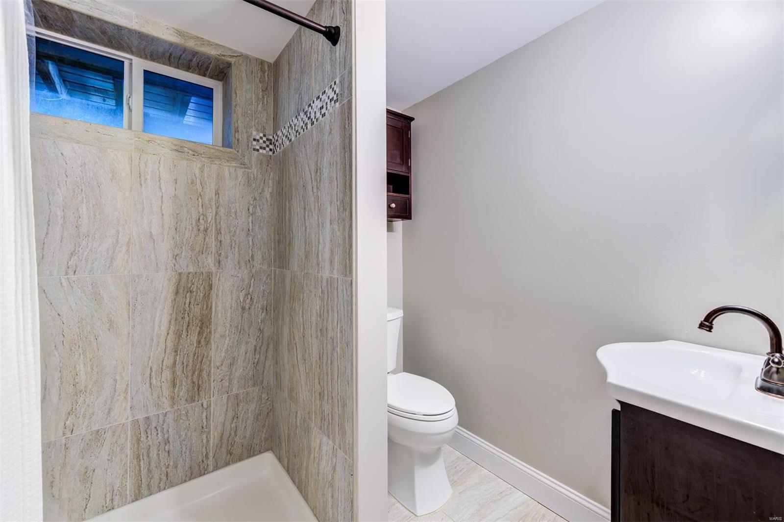 Stoneleigh Towers - Residential