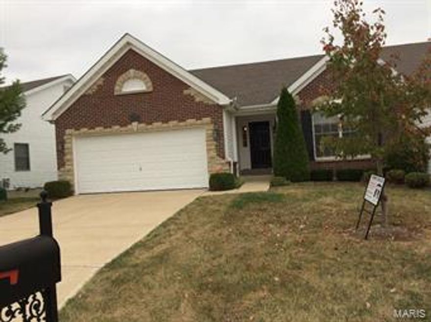 Welcome yourself to this wonderful Villa with Neutral Decor. This villa offers an open floor plan. Updated hardwood flooring in foyer, kitchen and breakfast rm. Gorgeous 2 Bdrm, 2 Bath home features  Great Rm and Dining Rm Combo with plantation shutters. Stunning Kitchen offers upscale back splash, pantry, granite counter tops and Fridge to stay. The Master Ste has professional closet organizer.  Go kick your feet up to the professionally finished lower level that features a large Family Room, Bedroom with professional closet organizer. Has full bathroom, and walkout to patio. Seller has impeccable taste. Subdivision Amenities include walking trail, ponds and a playground for kids Location: Other