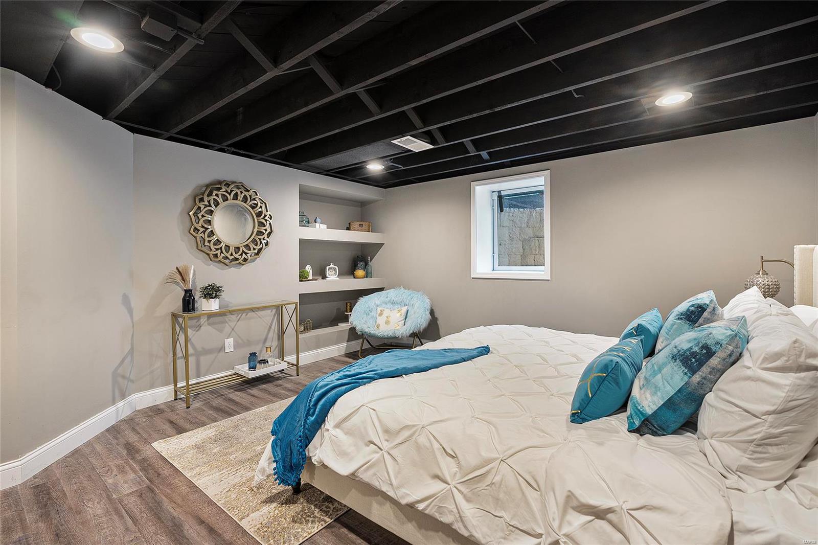 Survey 0000 Sec 10 Twn 45 Range 5 - Residential