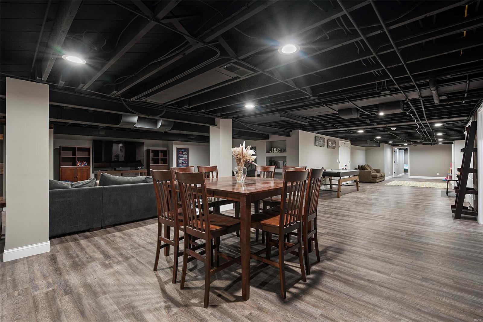 Survey 0000 Sec 10 Twn 45 Range 5 - Residential