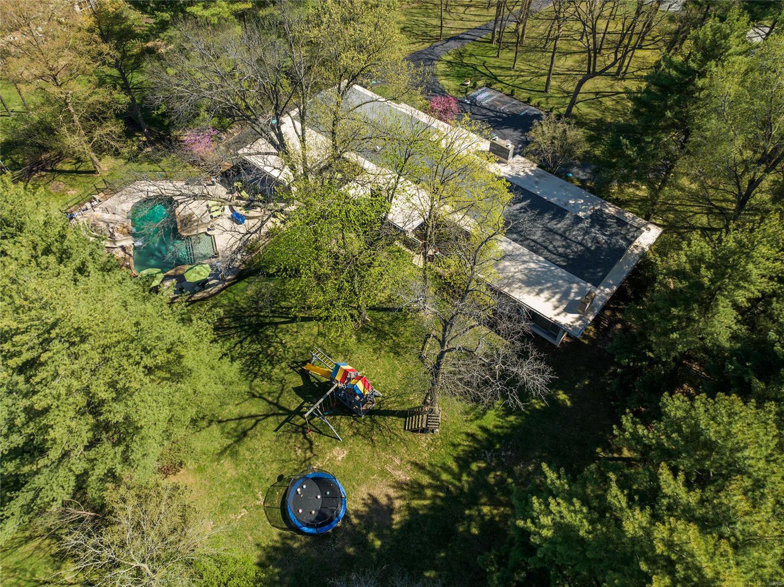 Survey 0000 Sec 10 Twn 45 Range 5 - Residential