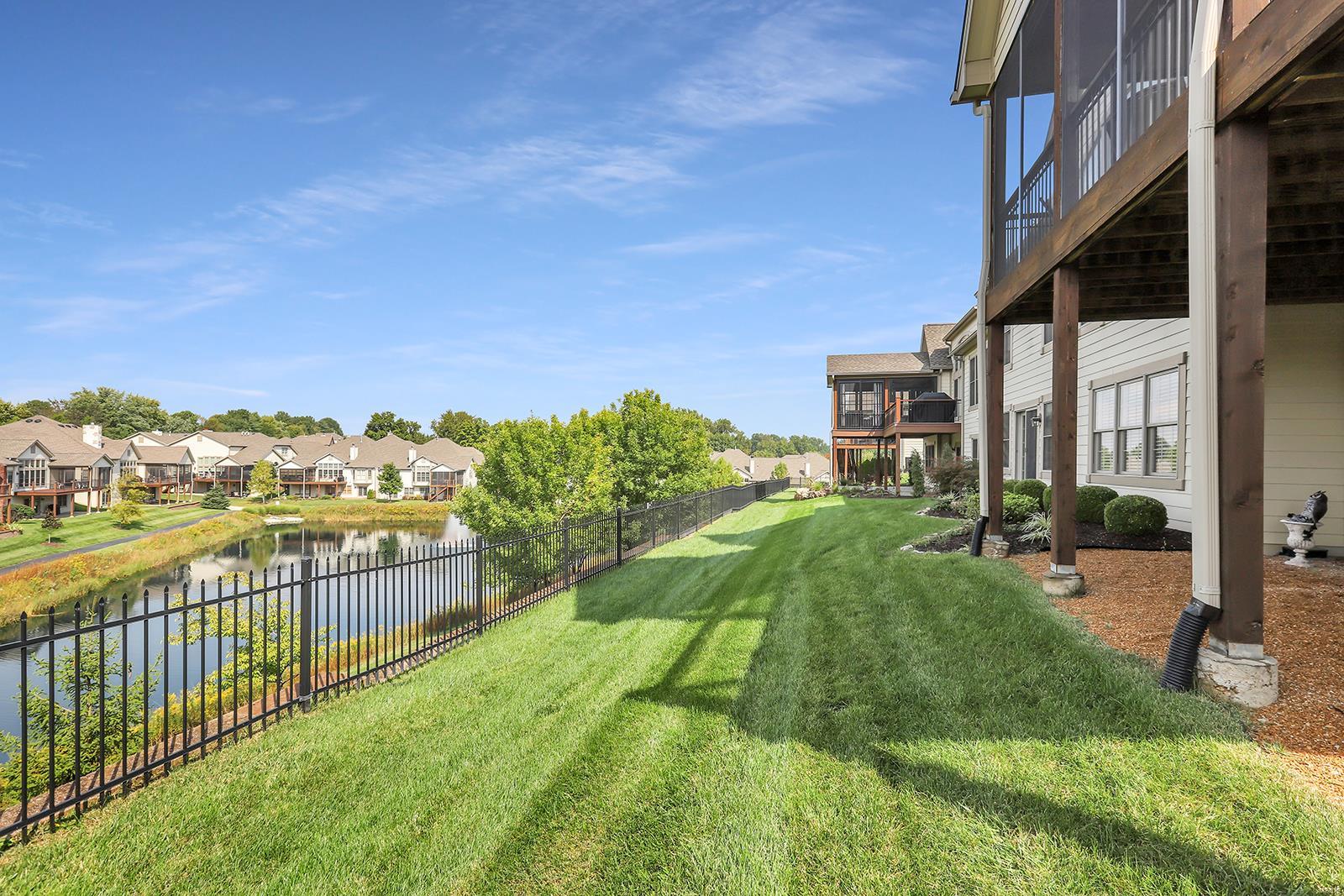 The Villas At Meadowbrook - Residential