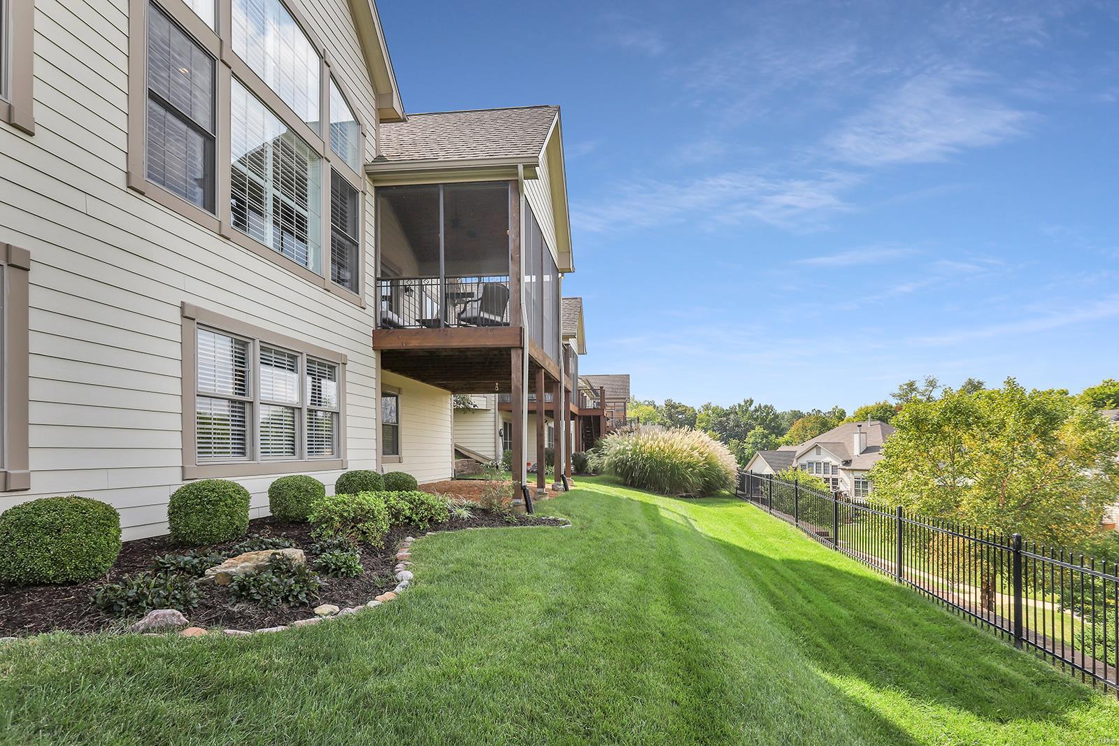 The Villas At Meadowbrook - Residential