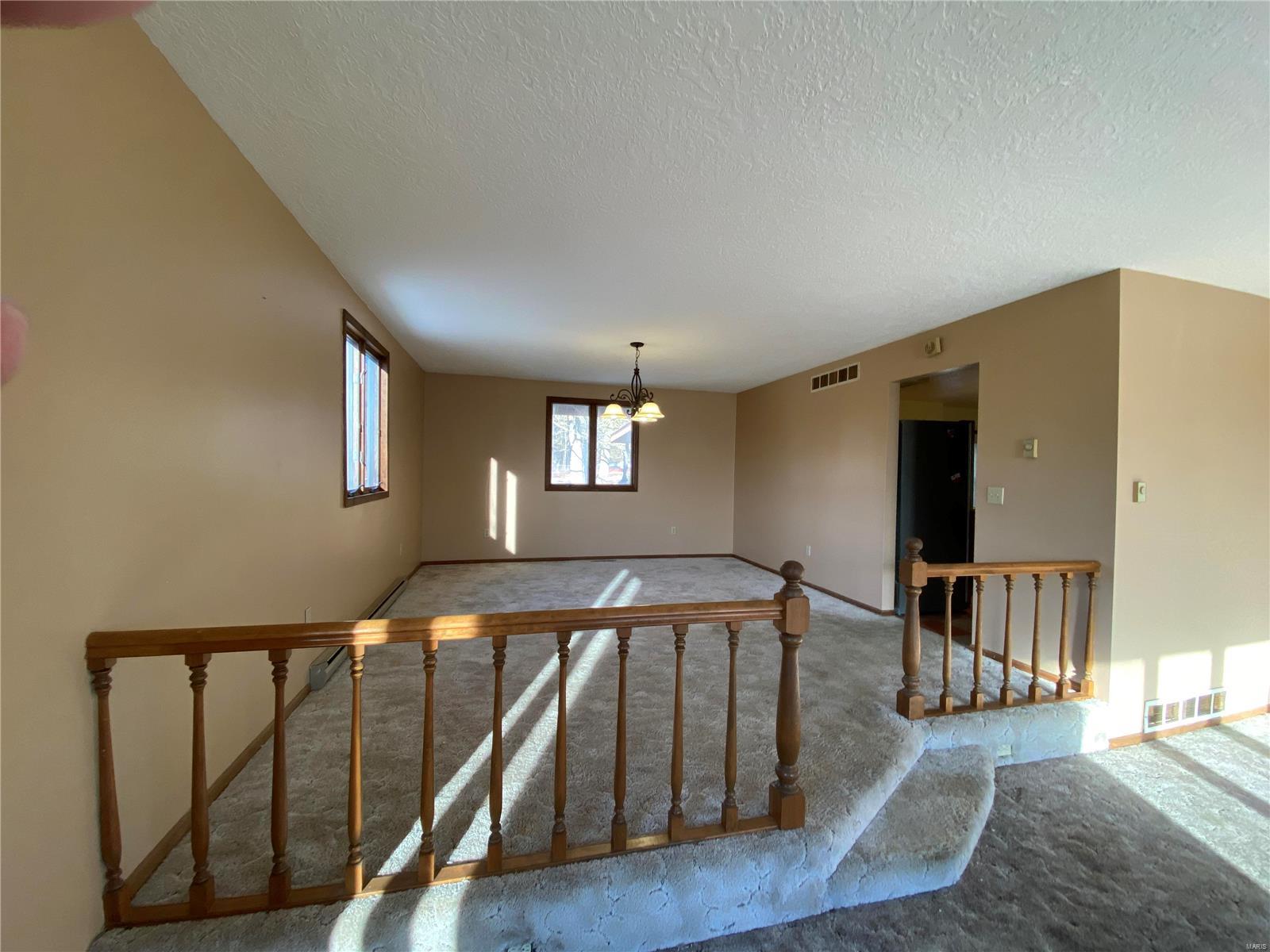 Country Club Acres - Residential