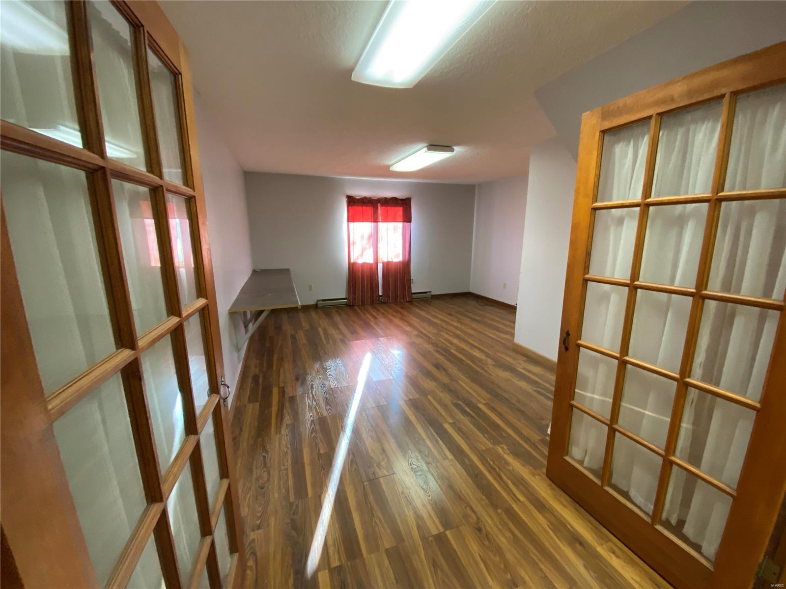 Country Club Acres - Residential