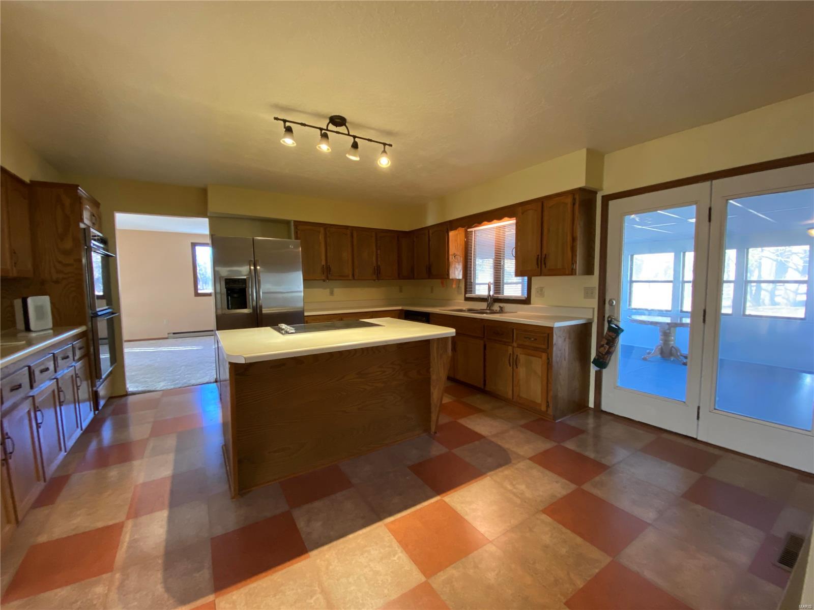 Country Club Acres - Residential